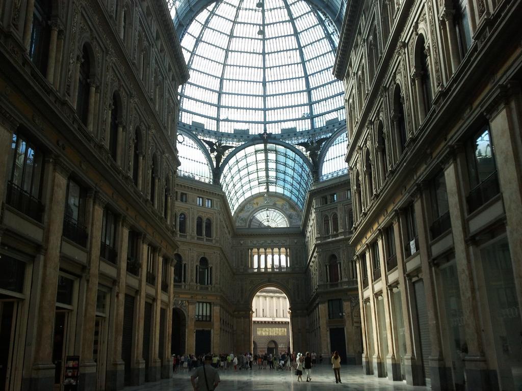 Appartamento Casa Carmen Napoli Esterno foto