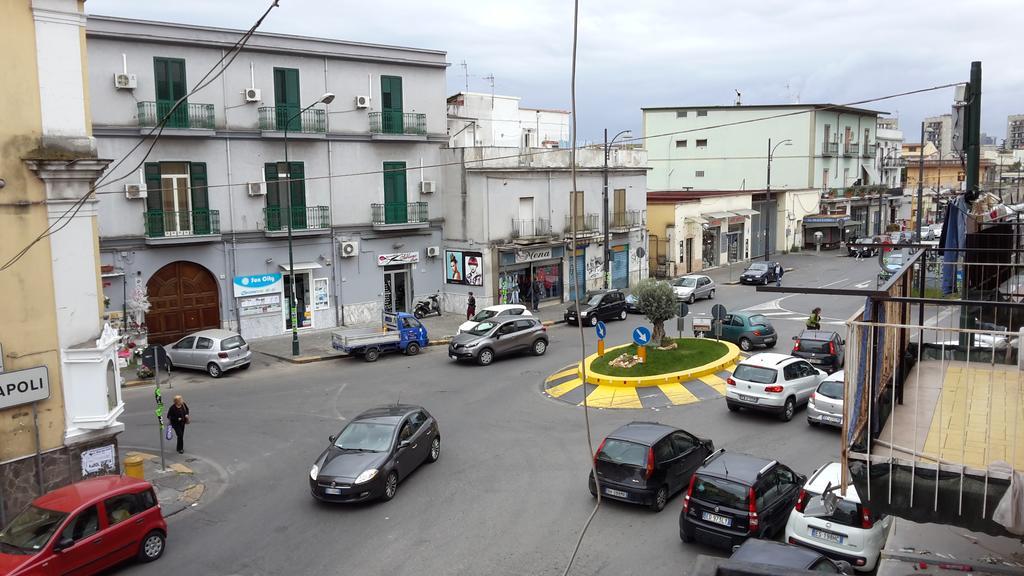 Appartamento Casa Carmen Napoli Esterno foto