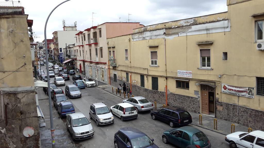 Appartamento Casa Carmen Napoli Esterno foto