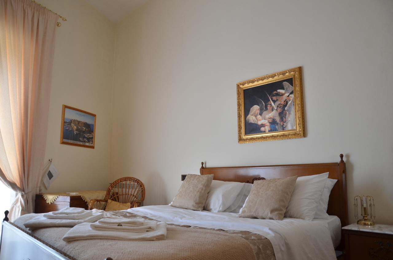 Appartamento Casa Carmen Napoli Esterno foto
